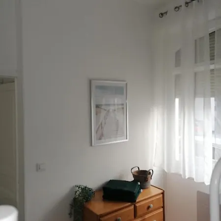 Appartement Hyper Centre A 250 M De La *